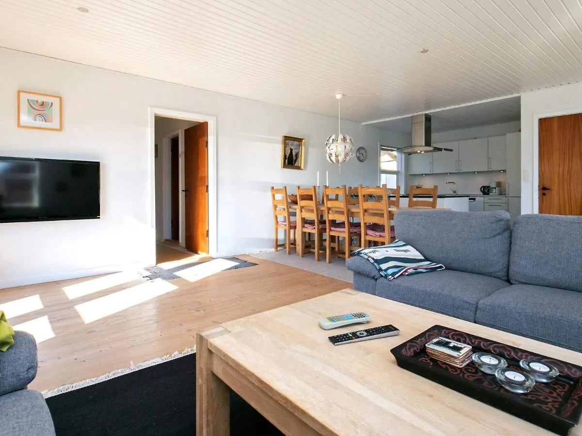 8 Person Holiday Home In 斯卡恩