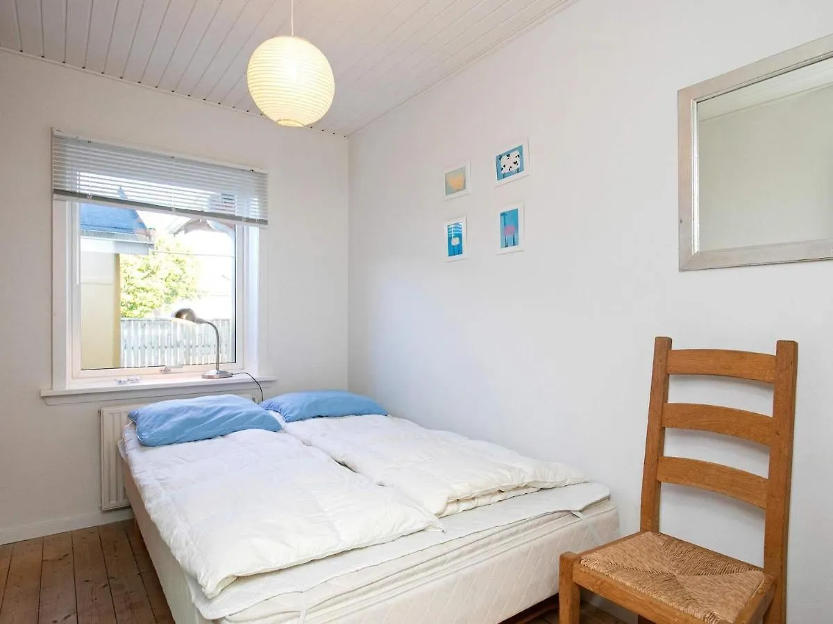 8 Person Holiday Home In 斯卡恩 0*,  丹麦