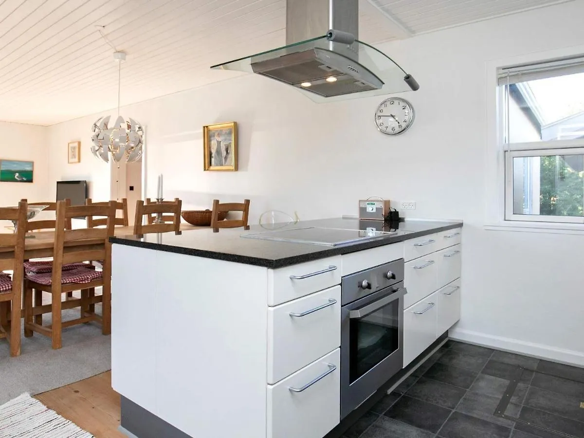 8 Person Holiday Home In 斯卡恩